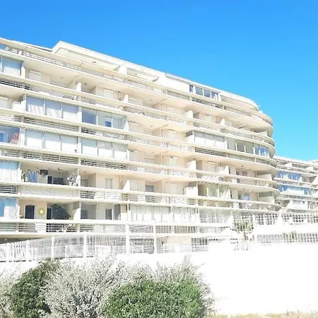 En Roussillon En Bord De Apartman